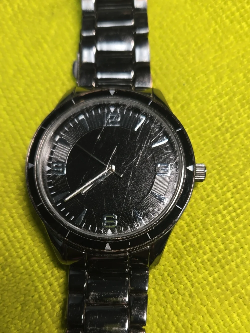Amazon Silver Men’s Stainless Steel Watch with Black Dial
